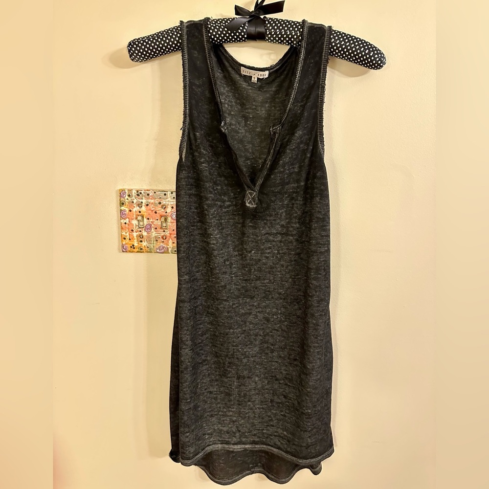 🔥🔥 FITZ + EDDI Black Sleeveless Tunic Top